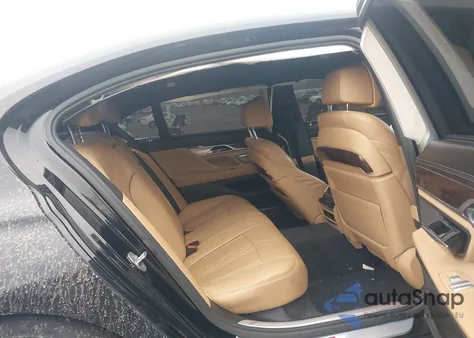 2018 BMW 740I z USA, uszkodzony, nr VIN WBA7E2C54JG741518